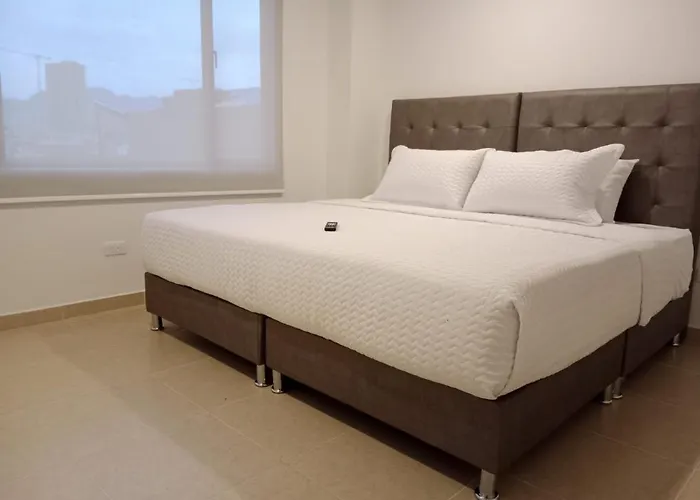 Aparta Suite Plaza Premium